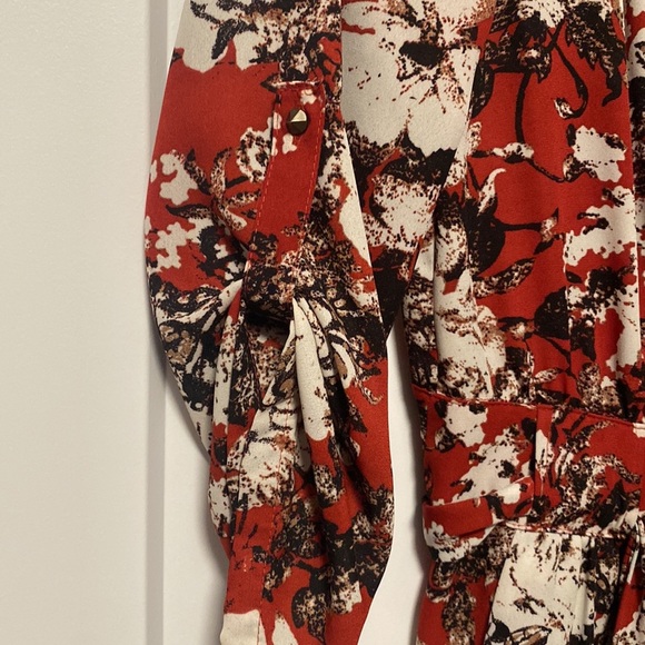 Floral ¾ length sleeve dress - Picture 4 of 6